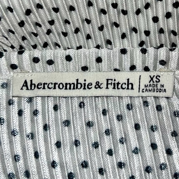 Abercrombie & Fitch Women’s V-Neck Polka Dot Stretchy Cami Shirt Top Size XS - Picture 5 of 6